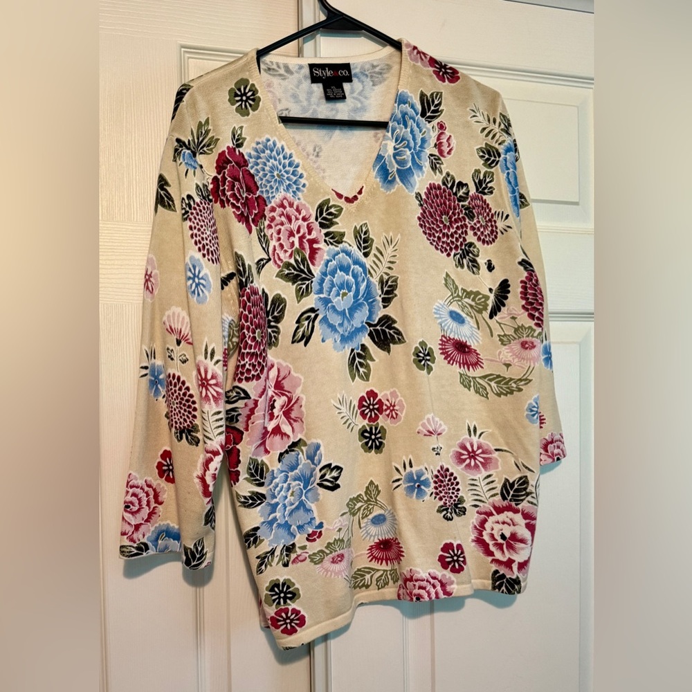 Style & Co Women’s Floral Pullover Sweater, 3/4 Sleeve, Floral Size XL